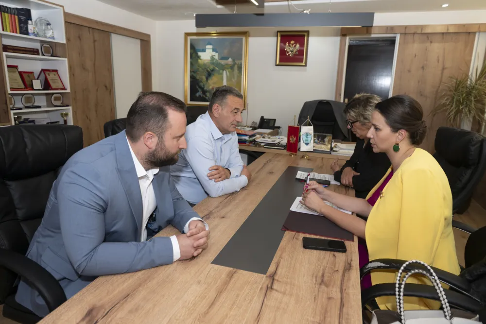 Adžoviću Kola&scaron;inu: Realizacija investicija usmjerenih na unapređenje putne infrastrukture