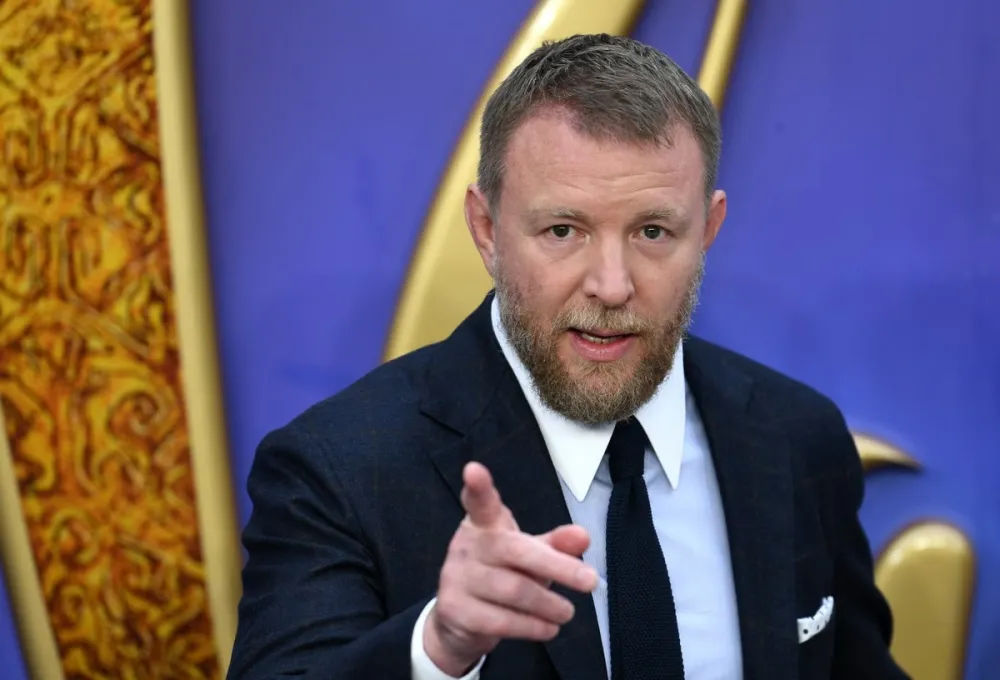 Netflix objavio trejler i datum premijere 2. sezone hit serije "The Gentlemen"