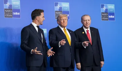 Mark Rute, Donald Tramp i Redžep Tajip Erdogan samitu NATO saveza u Turskoj