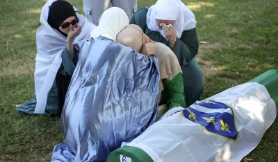 Vučić: Ovo je dan za pijetet prema bo&scaron;njačkim žrtvama u Srebrenici, duboko se klanjamo
