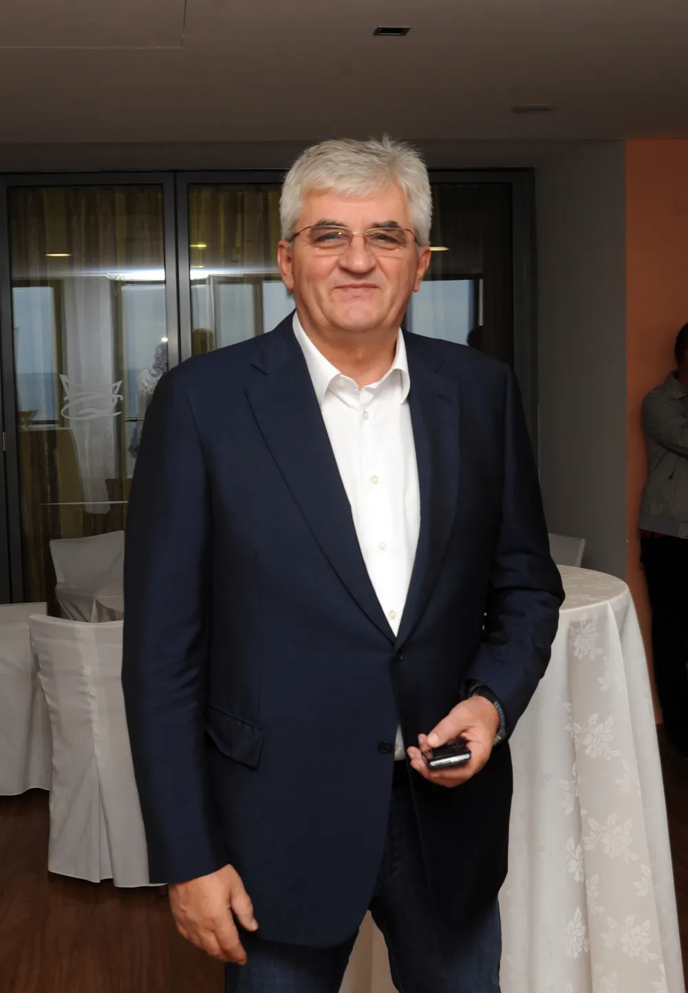 Radulović:&nbsp;Stranci preuzimaju radna mjesta domaćim radnicima