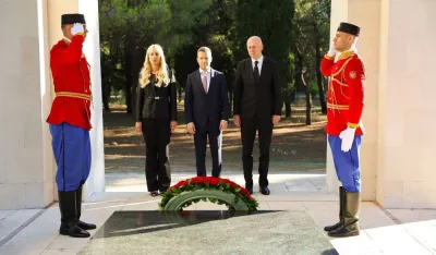 Položen vijenac na spomenik Partizanu borcu na Gorici