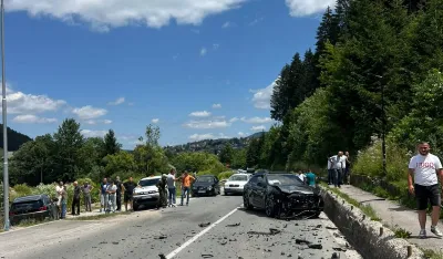 Tri osobe povrijeđene u udesu na putu Rožaje &ndash; Berane