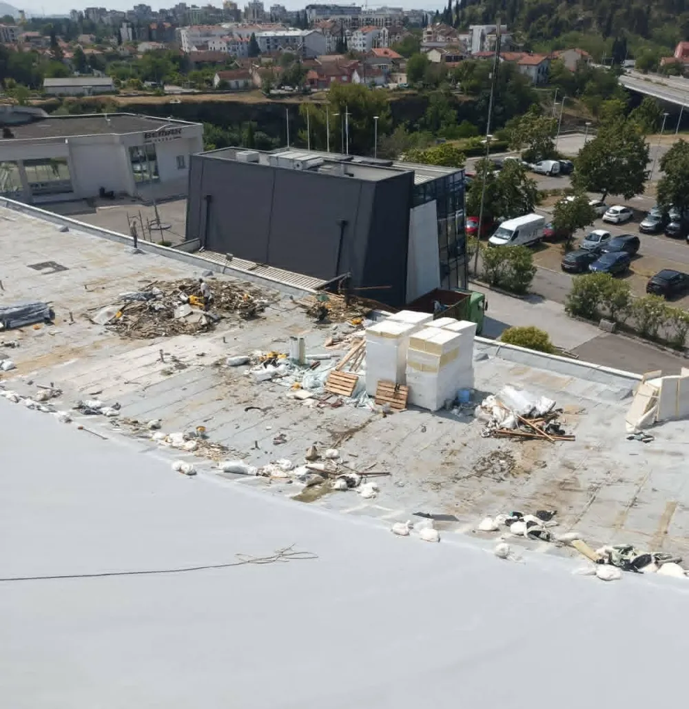 Napreduju radovi na Mtel dvorani: Sanirana centralna strana krova