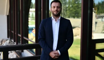 Lisičić: Dok se igrate političkih analitičara, Tivat je u blokadi