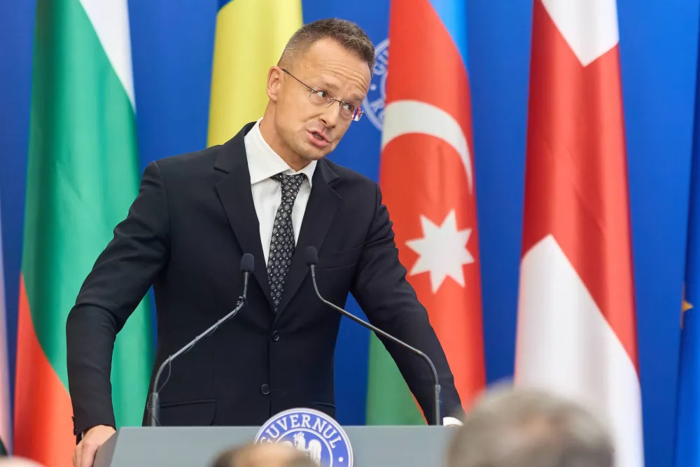 Peter Sijarto podnio ostavku u parlamentu