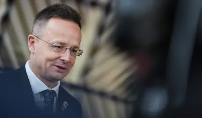 Peter Sijarto napu&scaron;ta politiku, prihvatio posao u kineskom BYD-u