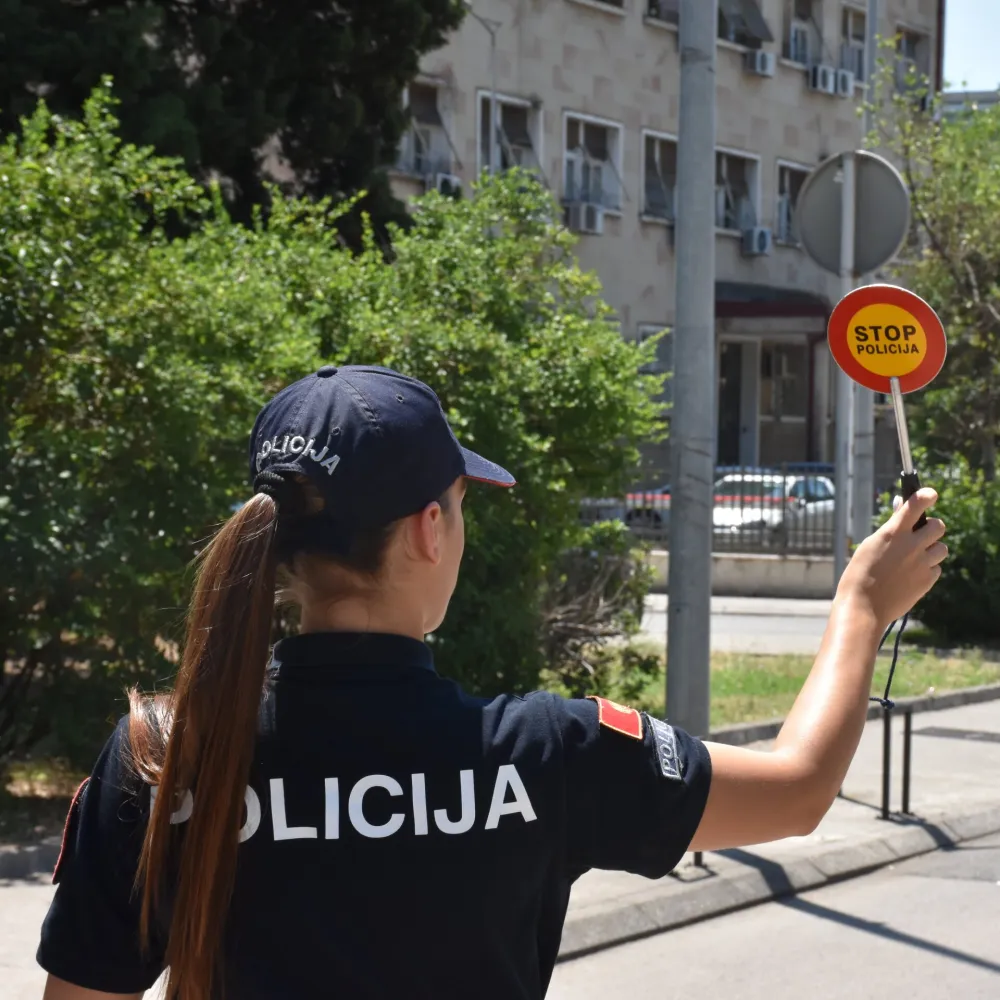 Pojačane kontrole saobraćaja &scaron;irom Crne Gore: Presretači na ključnim putnim pravcima, policija najavljuje stroži nadzor