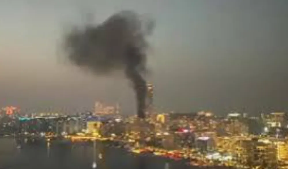 Snažne eksplozije u centru Dubaija, presretnute rakete iznad grada