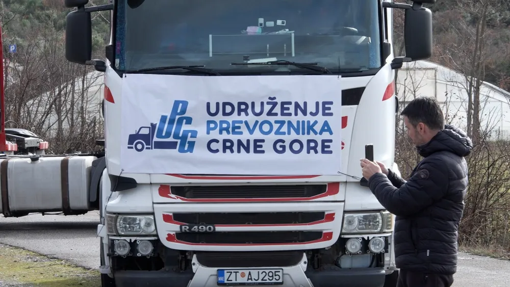 Udruženje prevoznika: Poskupljenje goriva dove&scaron;će do povećanja cijene prevoza &scaron;to će osjetiti svi građani