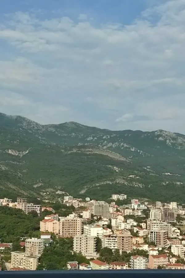Izraelci prijavila da su napadnuti u Budvi, jednom polomljena vilica
