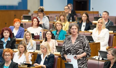 Mandić: Nijedno društvo ne može biti zadovoljno dok postoje prepreke koje ograničavaju ravnopravno učešće žena
