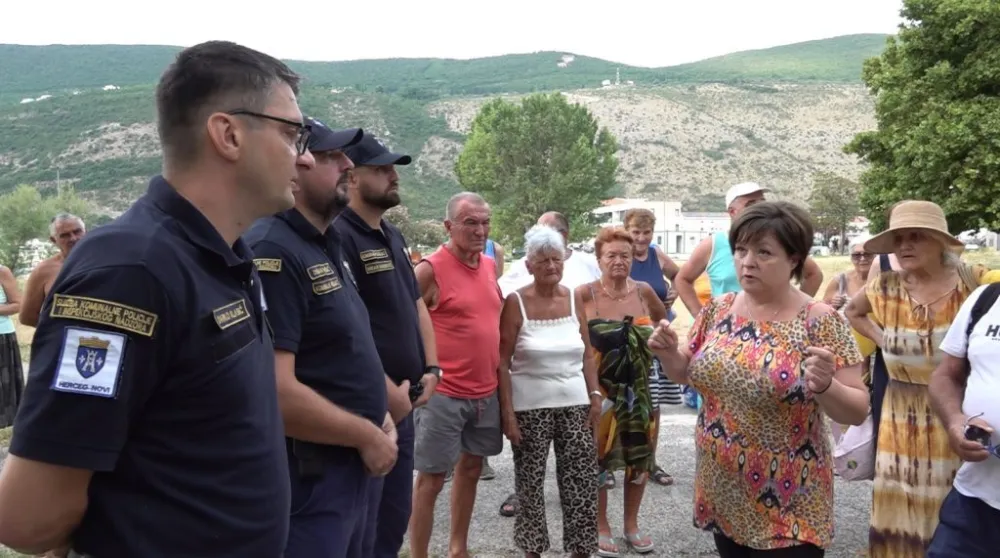 Turisti negoduju zbog novih pravila pona&scaron;anja u Herceg Novom: Zabrane zadržavanja i &scaron;etnje u kupaćem kostimu