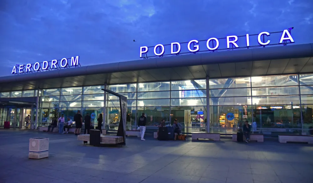 Odustali od koncesije za aerodrome zbog 100 miliona naknade