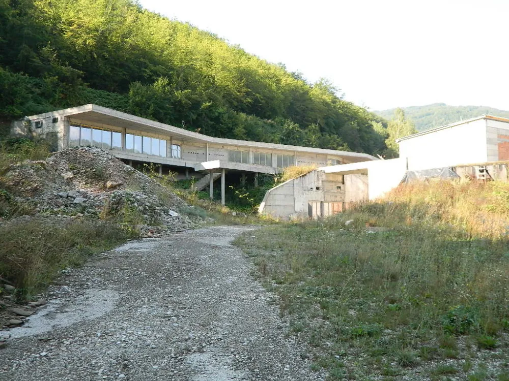 Milionski projekat kuće voća u Andrijevici i dalje nedovr&scaron;en: Osam godina čekanja i bez odgovora Vlade
