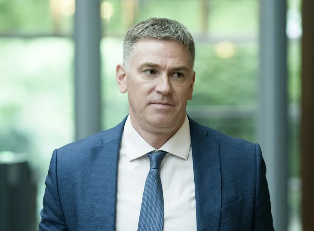 Huter:&nbsp;Rezervoar pun laži i obećanja