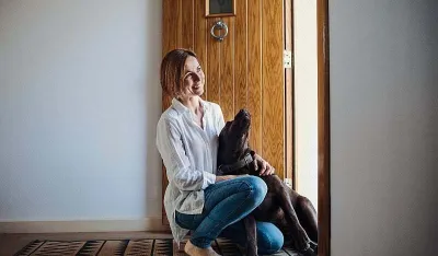 Za&scaron;to psi na različite načine reaguju kada vas dočekuju