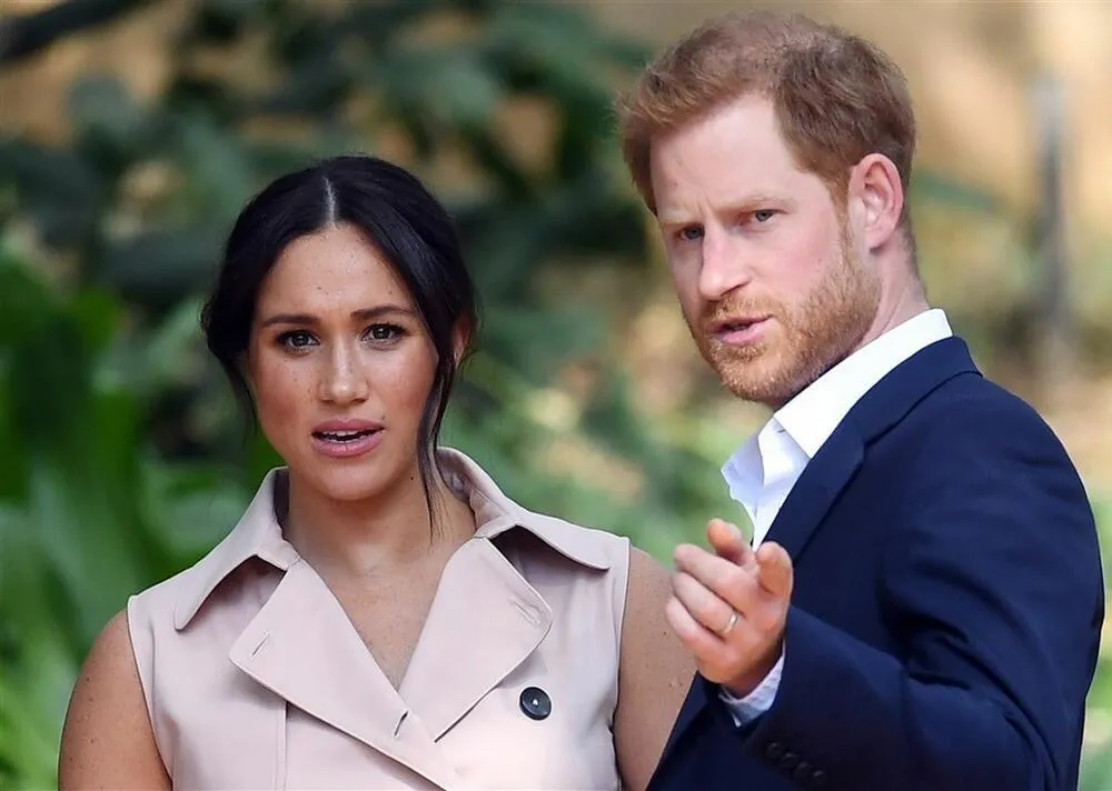 Povratak u Britaniju: Hari i Megan ponovo s kraljem Čarlsom nakon vi&scaron;egodi&scaron;njeg razdora