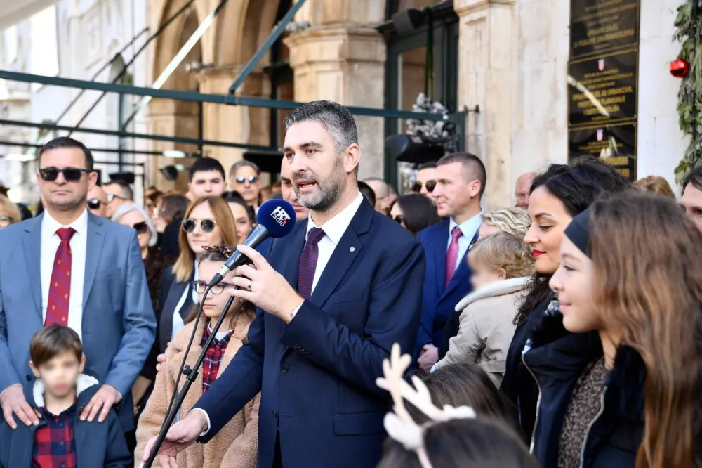 Nacional: Gradonačelniku Dubrovnika prijete smrću pripadnici kavačkog i &scaron;kaljarskog klana