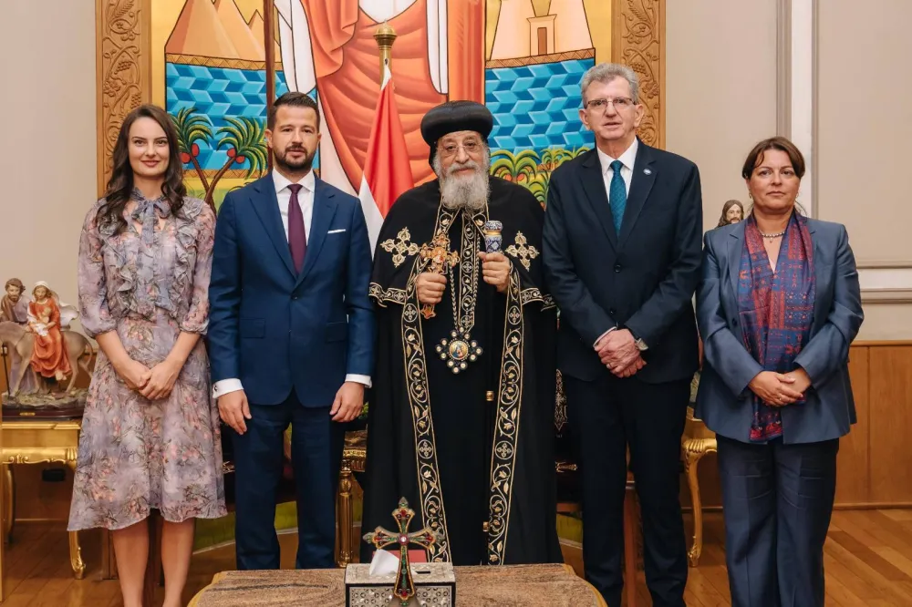 DIJALOG, ZNANJE I MEĐUSOBNO PO&Scaron;TOVANJE TEMELJI SU MIRA