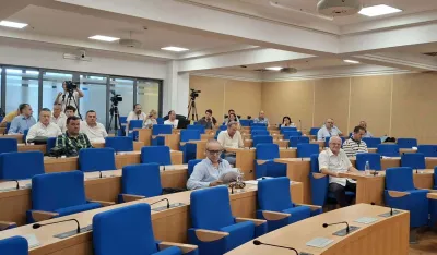 Pozvani na dijalog, dobili monolog