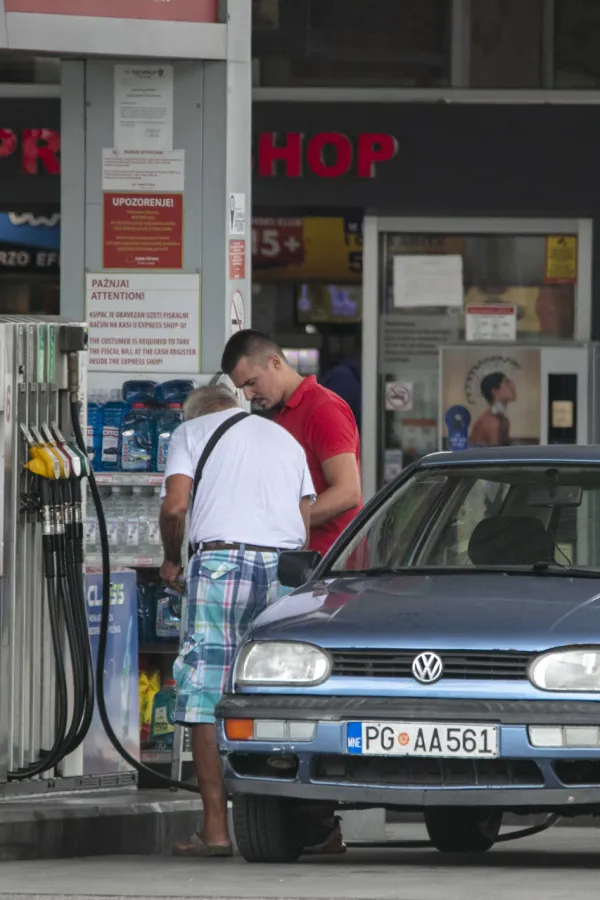 poskupljenje goriva, gorivo, benzin, nafta, pumpa, Ina, Euro petrol, blok pet