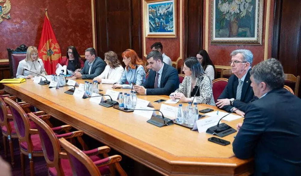 Administrativni odbor nije izabrao članove CIK-a, Komisija traži da hitno iniciraju izmjene zakona