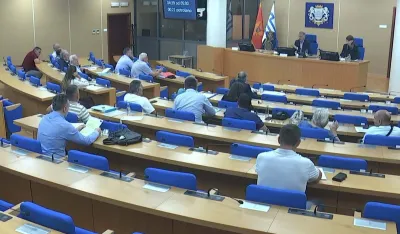 Zavr&scaron;ene dvodnevne konsultacije u Skup&scaron;tini Glavnog grada: Rasprave i pitanja bez odgovora