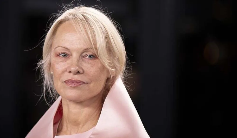 Pamela Anderson o radu na filmu "Rosebush Pruning": Neće biti za svakoga, čitanje u vrtu mi razbistri misli