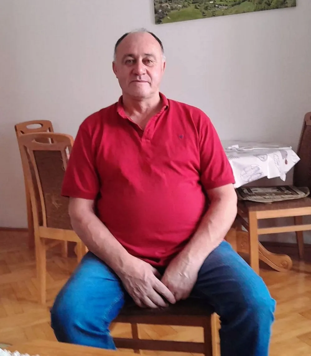 Biv&scaron;i radnik FEP-a uzgojem bijelog luka stvorio siguran izvor prihoda
