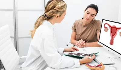 Odlaganje menstruacije: Kada je bezbijedno, kako funkcioni&scaron;e i koje su moguće nuspojave