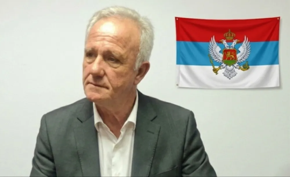 Leković: Trobojka je dio istorije Crne Gore, nećemo ćutati na poku&scaron;aje njenog uklanjanja