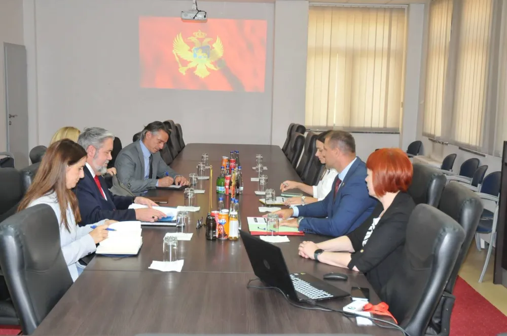 Prestavnici Ambasade SAD i UP u posjeti Forenzičkom centru