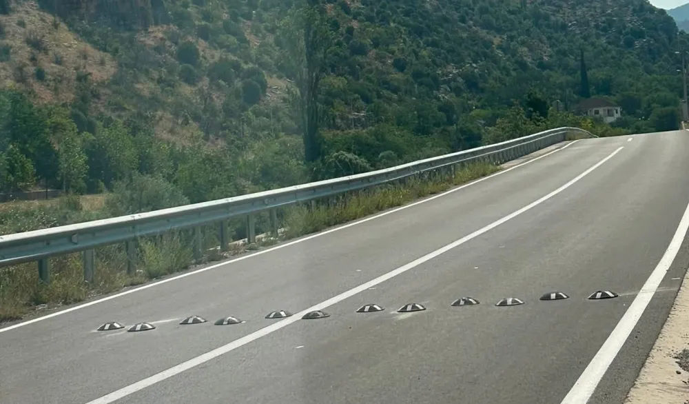 U Dino&scaron;i uklonjen nelegalni &bdquo;ležeći policajac&ldquo;