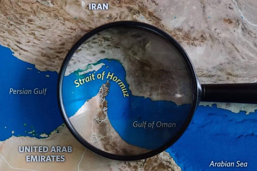 (UŽIVO) SAD i Saudijska Arabija izvele udare u Iraku; IRGC: Pogođena tri naftna tankera u Ormuskom moreuzu
