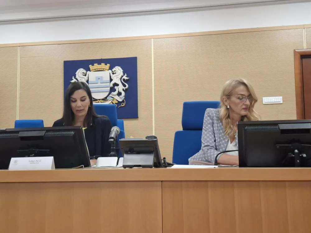 Anđela Mićović i Jadranka Ilinčić 
