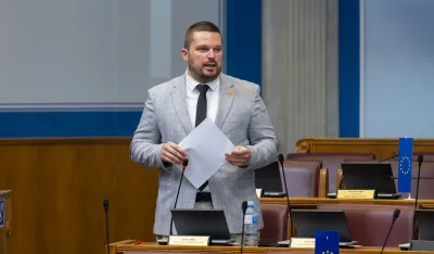 Mikić predao amandman da spaljivanje guma i opasnog otpada bude strože kažnjeno