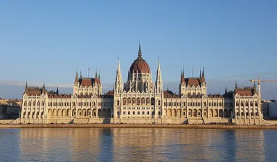 Mađarska proglasila vanredno stanje