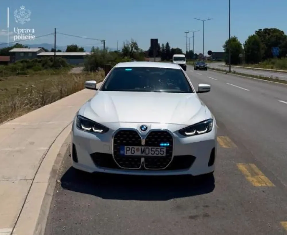 Uhap&scaron;en vozač: Auto-putem vozio 180 kilometara na sat