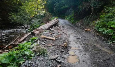 U Parku prirode &bdquo;Komovi&ldquo; o&scaron;tećen put i obala rijeke