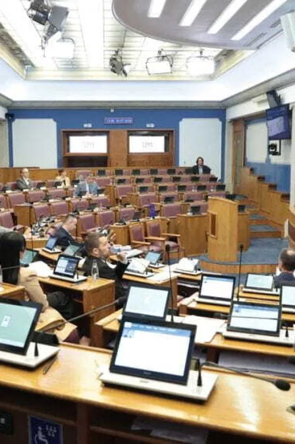 Formiranje Odbora za mlade podržavaju i vlast i opozicija
