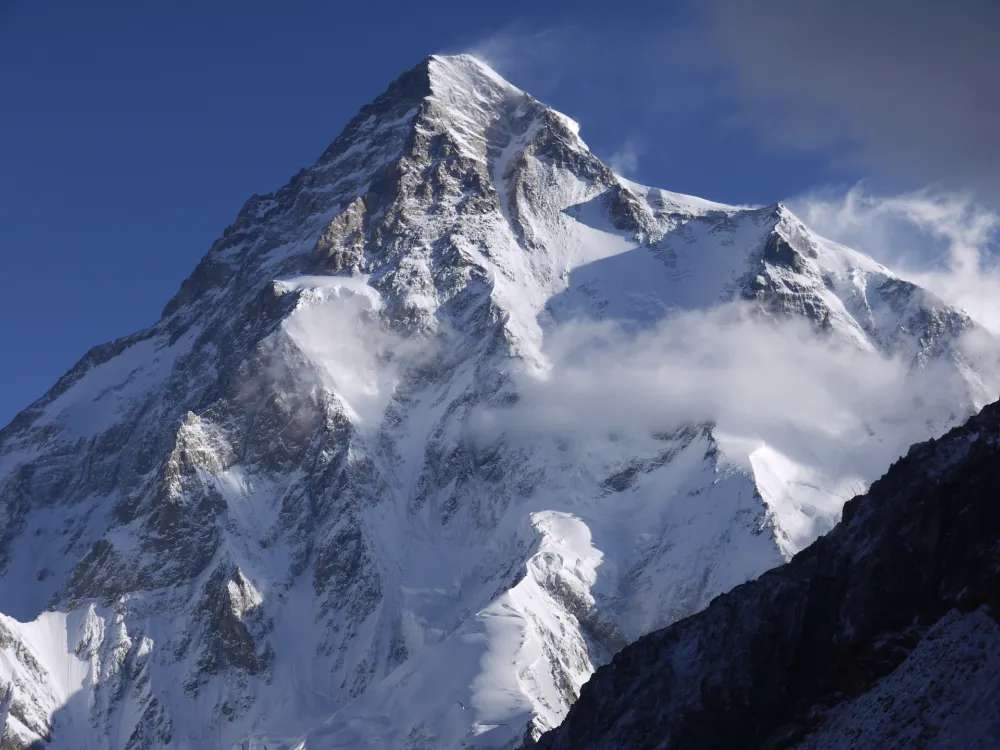 Deset alpinista nestalo nakon lavine u Pakistanu, među njima i čuveni Nepalac