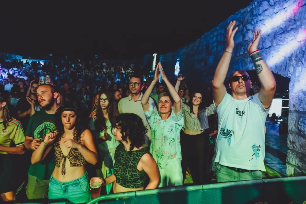 Spektakularno prvo veče 17. Bedem festa privuklo veliki broj posjetilaca na nik&scaron;ićku tvrđavu