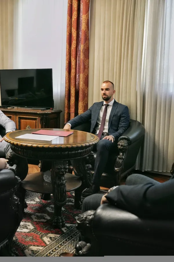 Savjet omladinskih inicijativa predsjednika Crne Gore i Akademska dijaspora Crne Gore potpisali Memorandum o saradnji