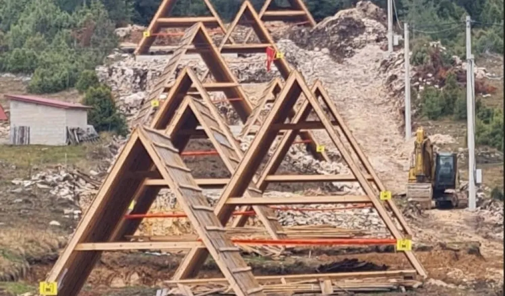 Pojačan nadzor na Žabljaku i u Komarnici: Zabrana radova za 48 objekata, &scaron;est objekata biće predmet rje&scaron;enja o ru&scaron;enju