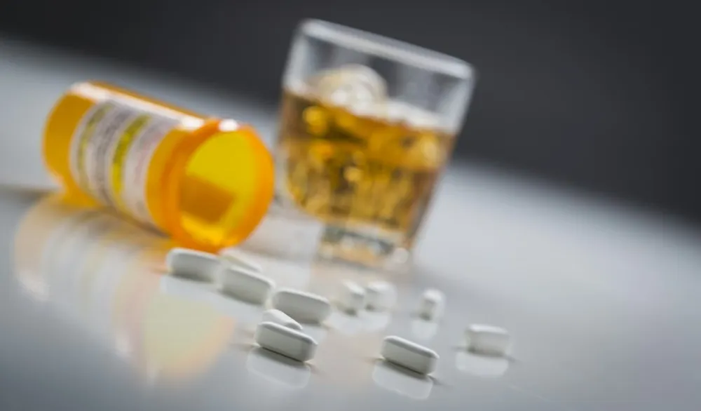 Ljekovi koji se ne smiju kombinovati sa alkoholom - i ča&scaron;a vina može biti rizična