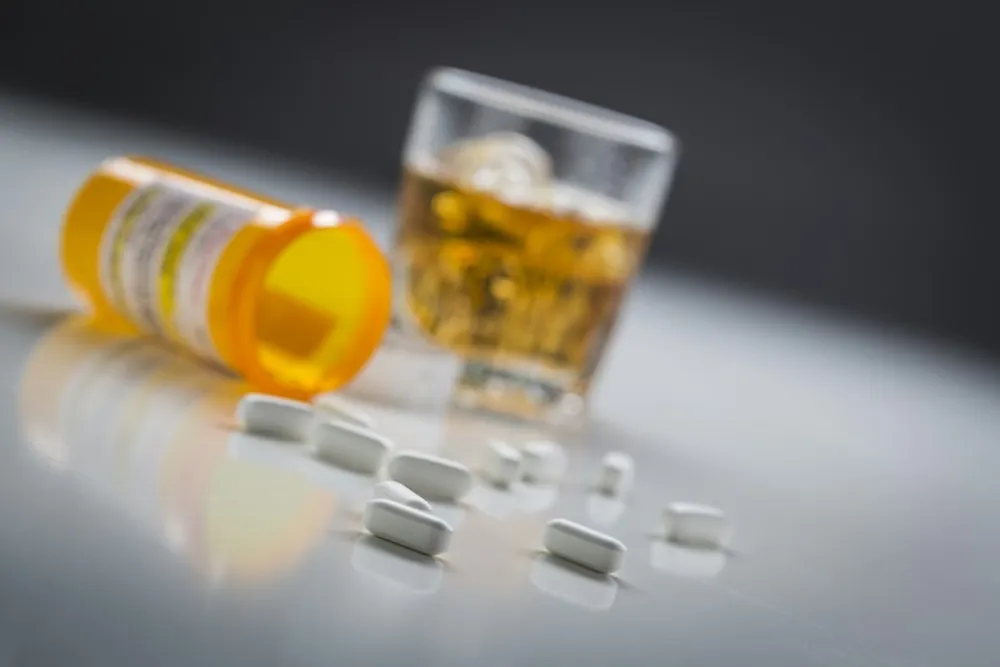 Ljekovi koji se ne smiju kombinovati sa alkoholom - i ča&scaron;a vina može biti rizična