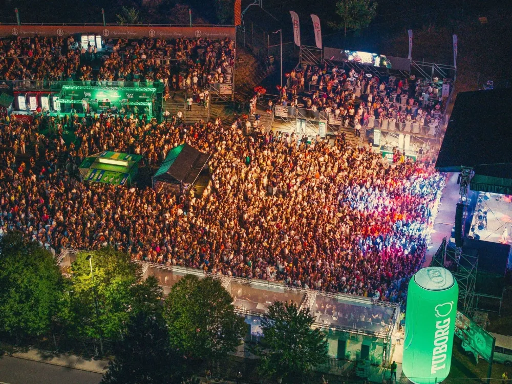 Spektakularan početak VI Montenegro Beer Festa: Cetinje epicentar muzike, energije i nezaboravne atmosfere