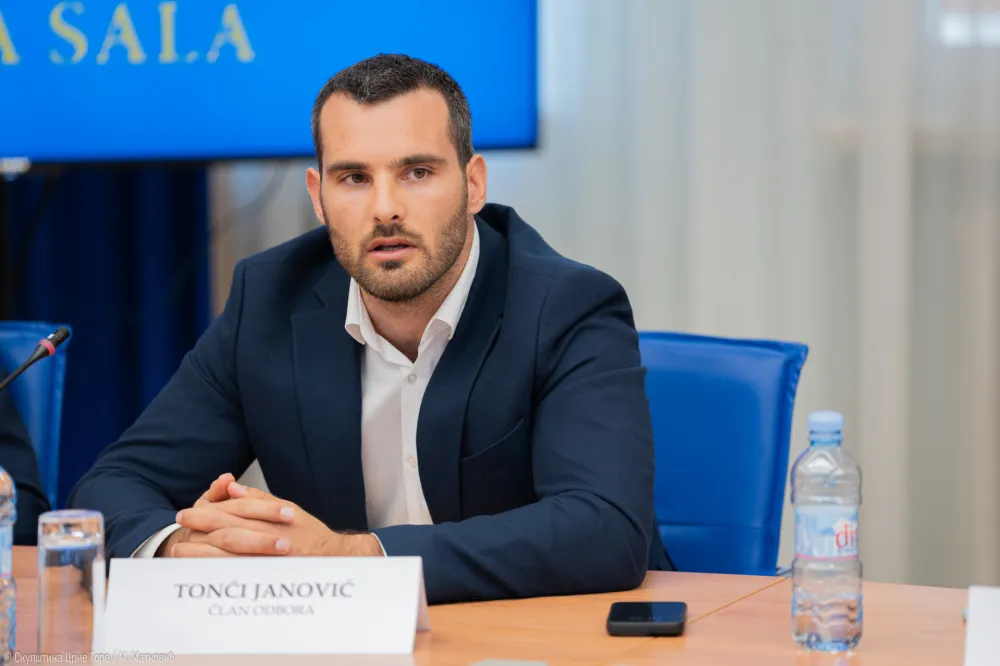 Janović: Imunitet &scaron;titi parlament, a ne pojedinca