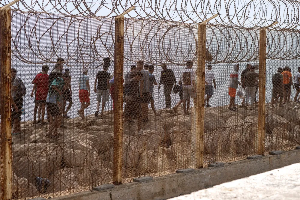 Fon der Lajen: Nijedan ilegalni migrant koji je upao u Seutu nije stigao do evropskog kopna